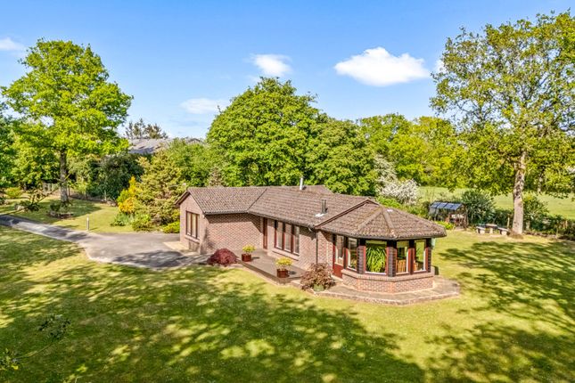 2 bed property, in Shaws Lane, £695,000