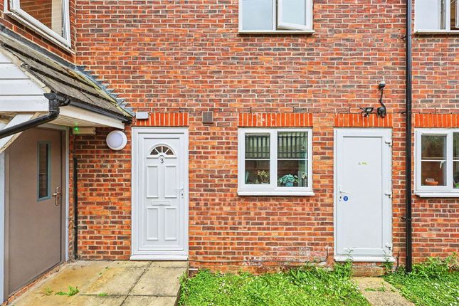 1 bed property, in Upper Priory Street, £110,000