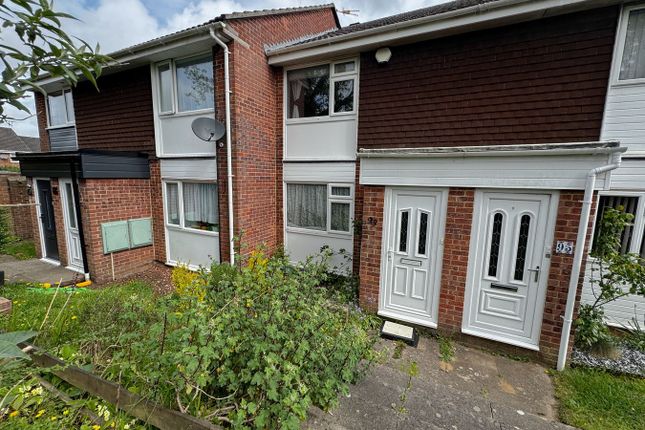 2 bed property, in Merley Lane, £279,950