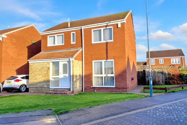 4 bed property, in Braemar Drive, £350,000