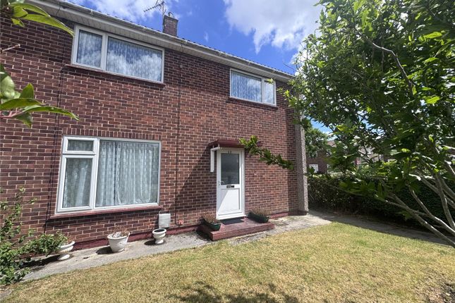 3 bed property, in Weyhill Close, £250,000