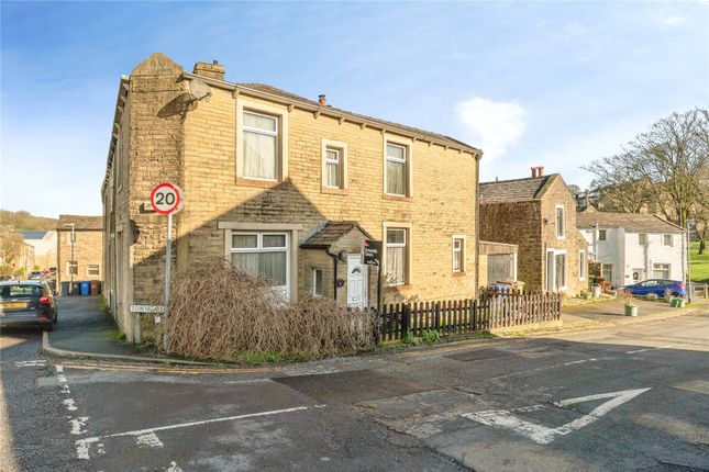 2 bed property, in Town Gate, £179,950