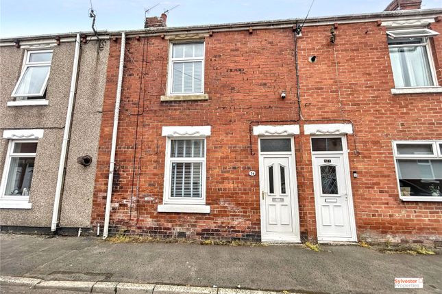 2 bed property, in Spen Street, £65,000