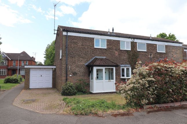 3 bed property, in Corton Close, £439,995