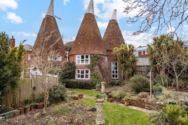 4 bed property, in Heath Road, £750,000