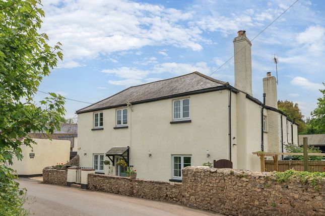 3 bed property, in Fore Street, £500,000