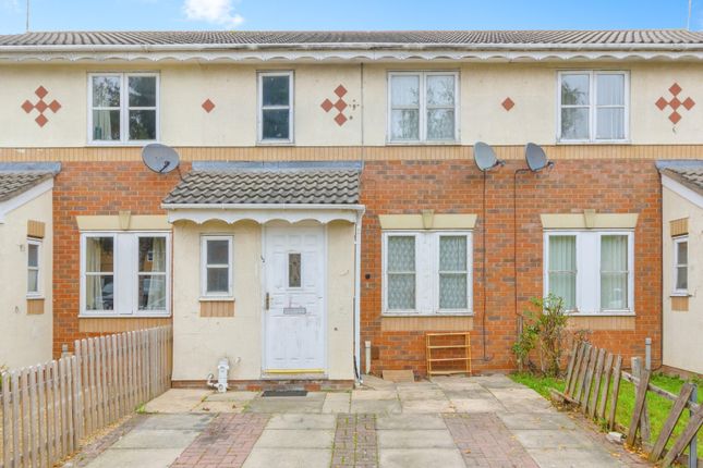 3 bed property, in Tilbury Crescent, £215,000