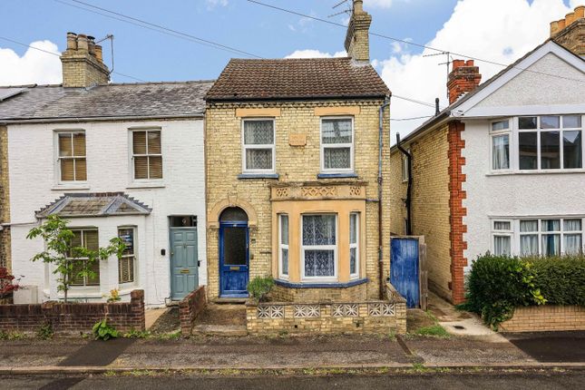 2 bed property, in Priory Street, £550,000