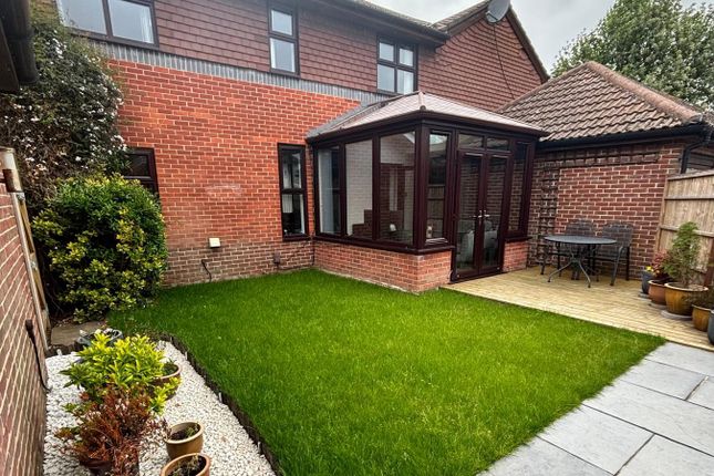 3 bed property, in Armory Lane, £455,000