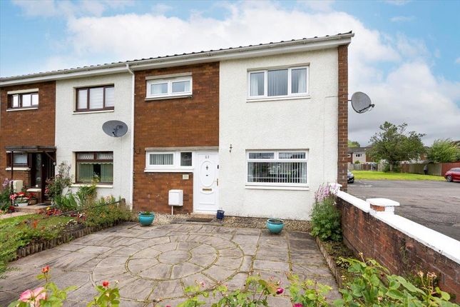 3 bed property, in Clarinda Court, £155,000