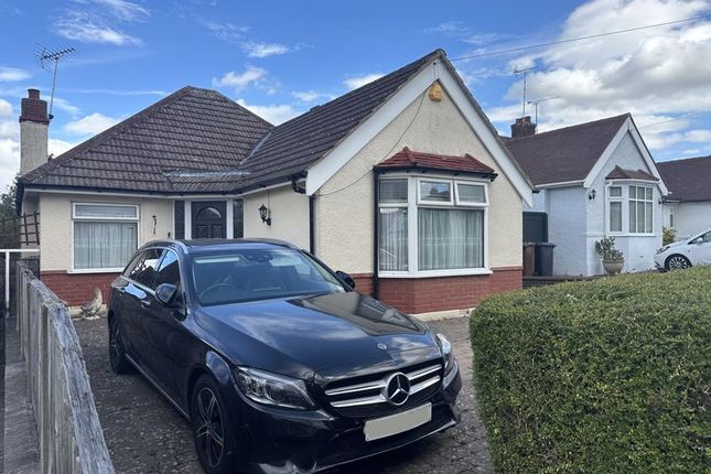 2 bed property, in Strafford Gate, £735,000