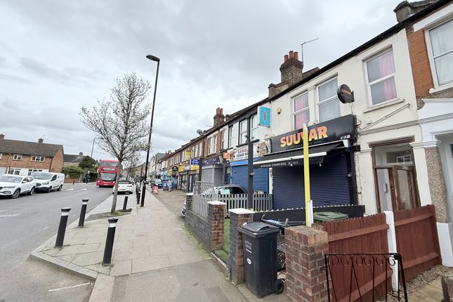 1 bed property, in Sangley Road, £225,000