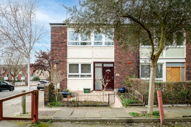 3 bed property, in Fife Terrace, £800,000