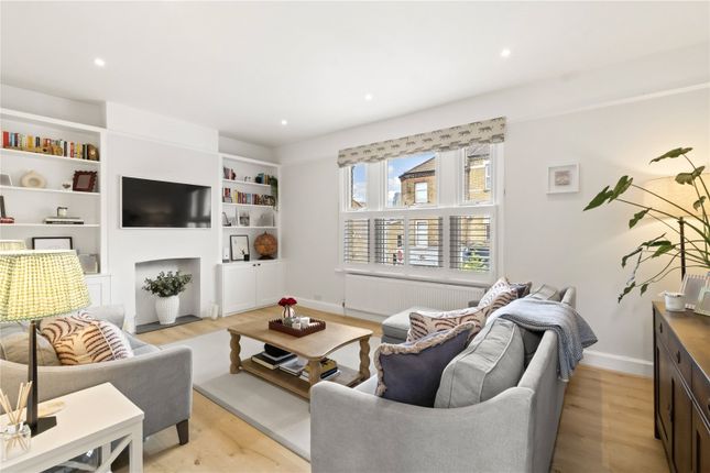 2 bed property, in Old York Road, £875,000