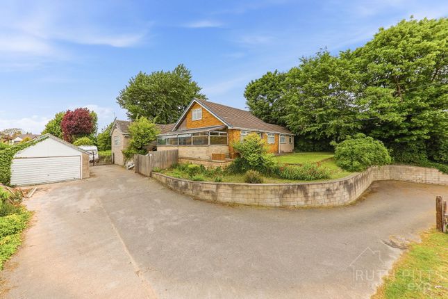 5 bed property, in High Street, £325,000