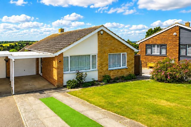 2 bed property, in Windmill Road, £375,000