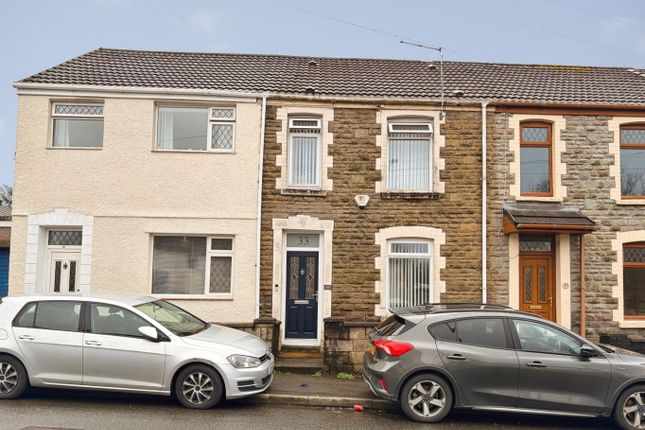 2 bed property, in Cwmbach Road, £185,000