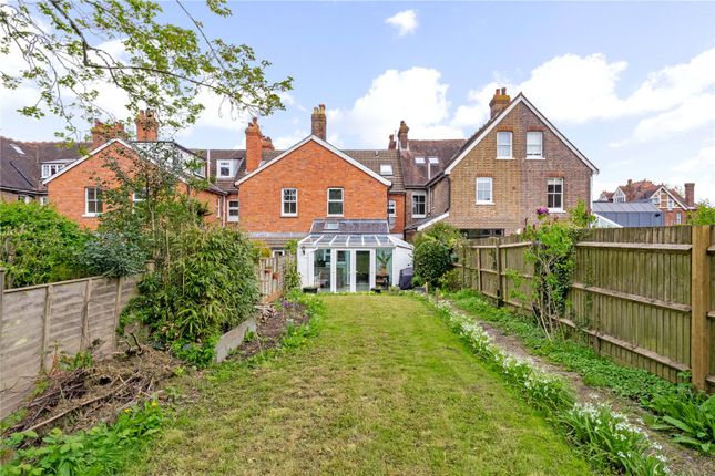 2 bed property, in Southfield Road, £399,950