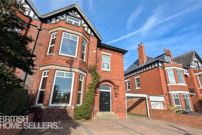 6 bed property, in Park Road, £400,000