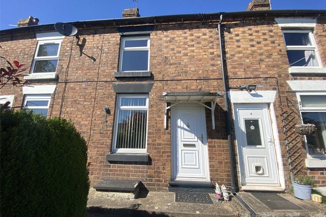 2 bed property, in Rock Terrace, £100,000