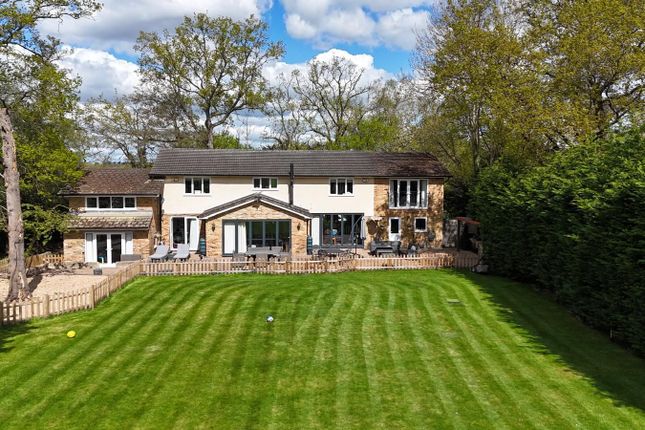 7 bed property, in Reading Road, £1,500,000