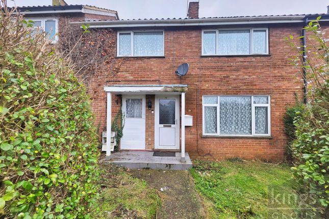 2 bed property, in Jerounds, £290,000