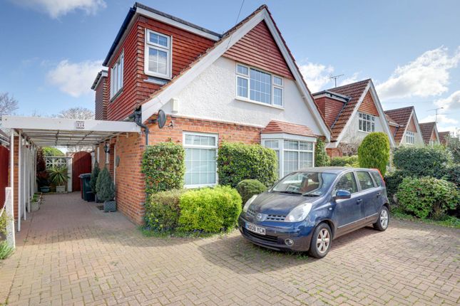 3 bed property, in Kidmore Road, £649,950