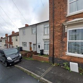 2 bed property, in Terry Street, £155,000