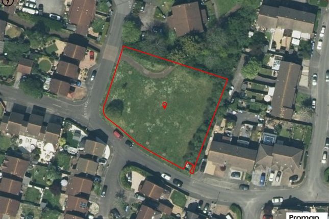 Land, in Yarrow Way, £35,000