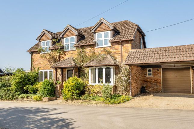 3 bed property, in 2 Park Lane, £695,000