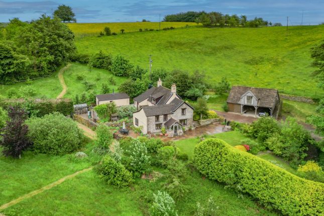 4 bed property, in Folly Lane, £900,000