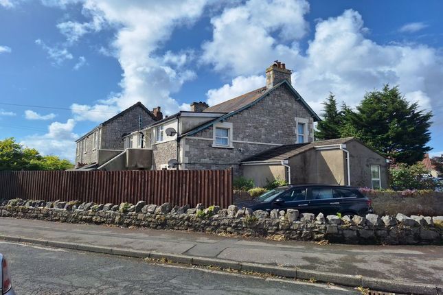 2 bed property, in Locking Road, £185,000