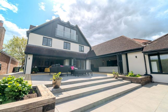 5 bed property, in Shefford Road, £1,250,000