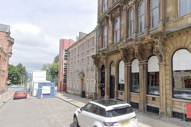 1 bed property, in William Street, £25,000