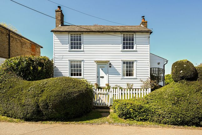 4 bed property, in Iden, £750,000