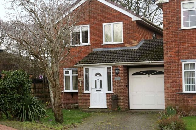 3 bed property, in Porter Close, £250,000