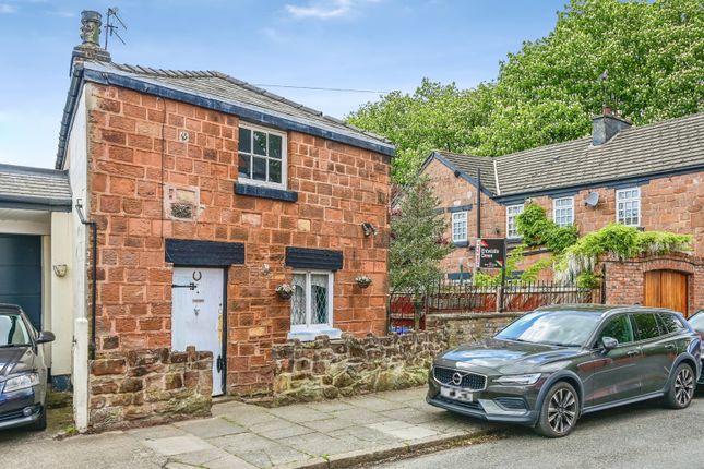 2 bed property, in Hailsham Road, £250,000