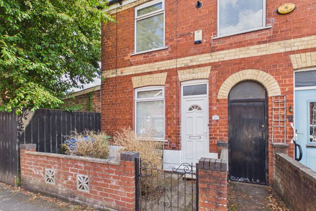 2 bed property, in Finkle Street, £145,000