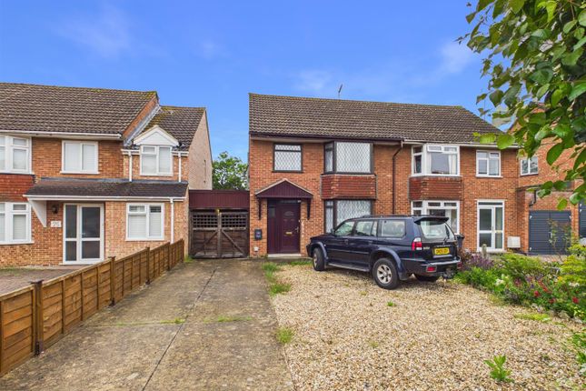3 bed property, in Lynmouth Road, £325,000