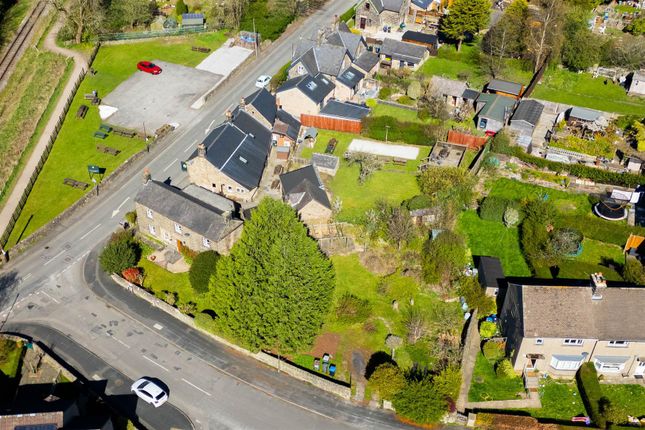 4 bed property, in Church Road, £450,000