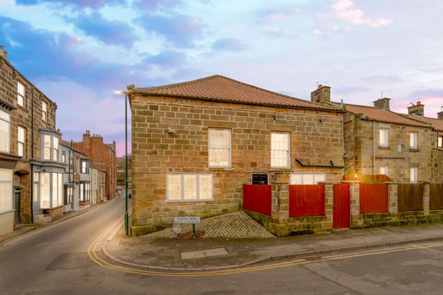 3 bed property, in North Road, £110,000