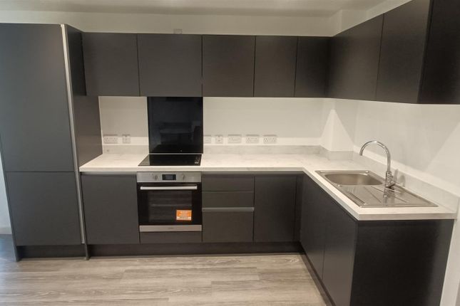 1 bed property, in Apartment 611A, £210,000