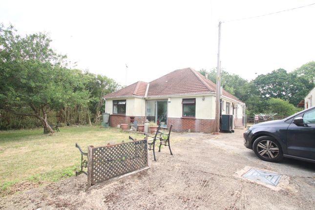2 bed property, in Berrys Green Road, £650,000