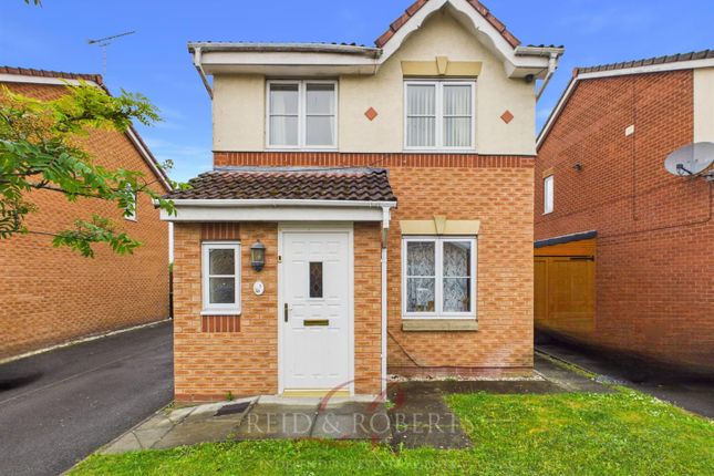 3 bed property, in Falcon Road, £239,950