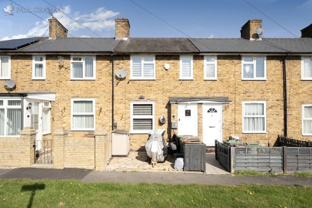 2 bed property, in Westminster Road, £425,000