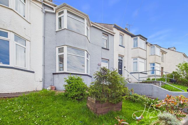 3 bed property, in The Reeves Road, £220,000
