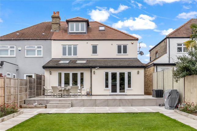 4 bed property, in Hadley Road, £1,100,000