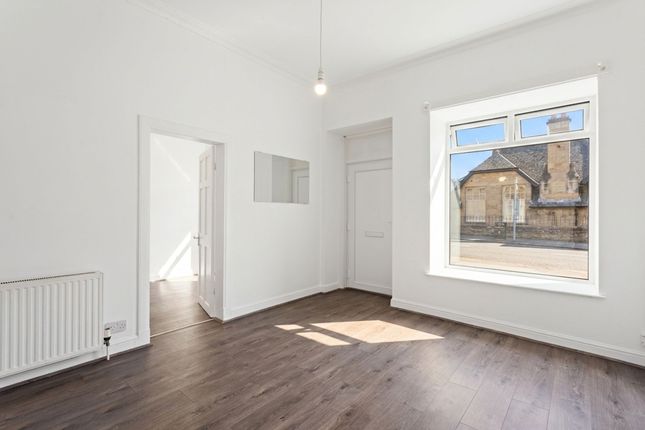 2 bed property, in Clerk Street, £145,000