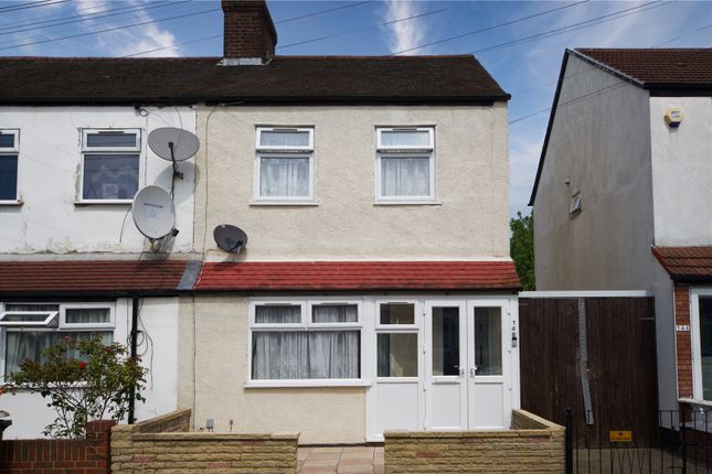 3 bed property, in Stokes Road, £425,000