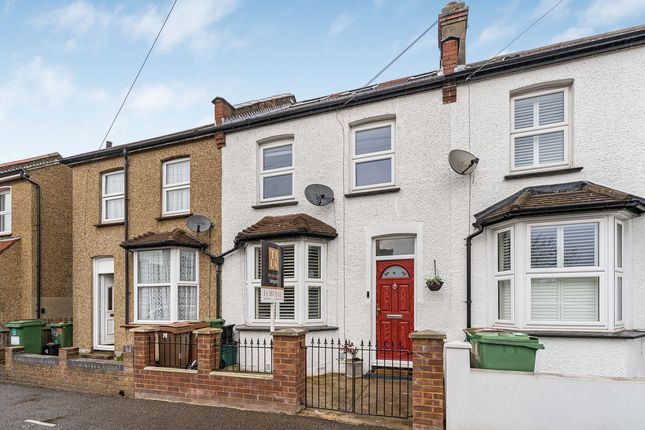 3 bed property, in Richmond Road, £450,000